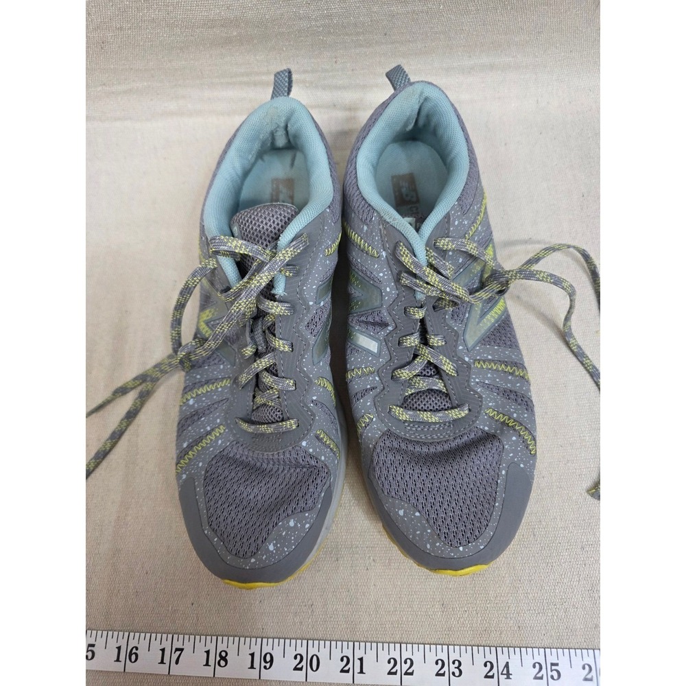 New Balance FuelCore 590v4 All Terrain‎ Womens Running Shoes Grey Yellow 9